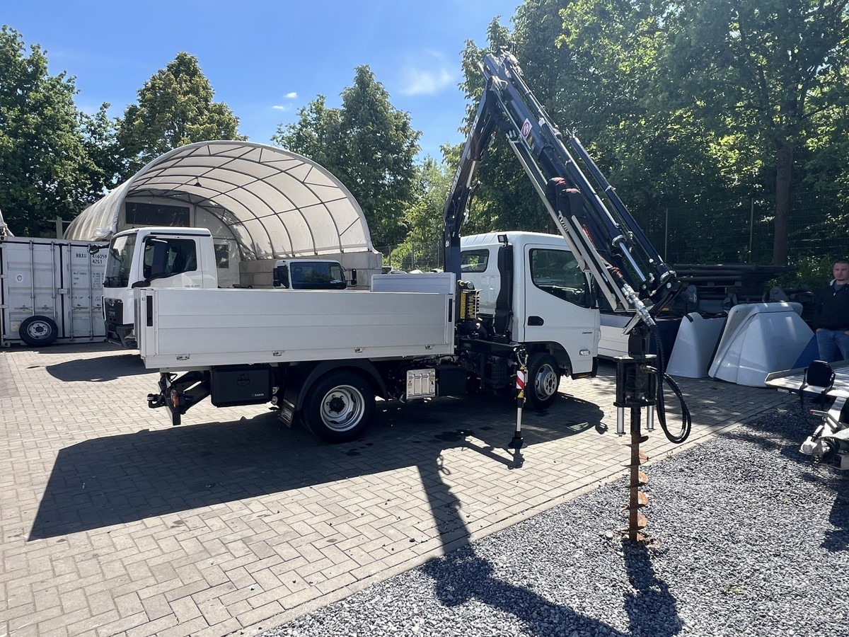 FUSO 3S15 Alu Pritsche 2.80m Ladekran Bohrgerät - Autoutilitară cu platformă: Foto 2 FUSO 3S15 Alu Pritsche 2.80m Ladekran Bohrgerät - Autoutilitară cu platformă: Foto 2