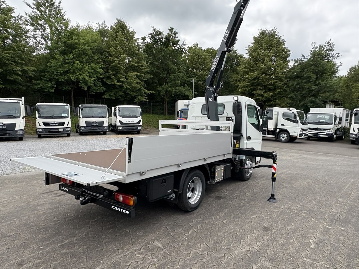 Camion cu macara, Camion platformă nou FUSO 3S15 Alu Pritsche 2.80m Ladekran Funk! sofort ve: Foto 17 Camion cu macara, Camion platformă nou FUSO 3S15 Alu Pritsche 2.80m Ladekran Funk! sofort ve: Foto 17