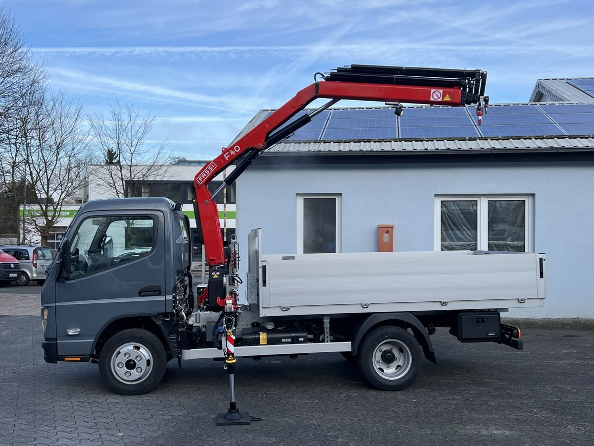 FUSO 6S15 Pritsche 3.0m Kran 4xhydr. Funk! - Camion cu macara, Camion platformă: Foto 3 FUSO 6S15 Pritsche 3.0m Kran 4xhydr. Funk! - Camion cu macara, Camion platformă: Foto 3