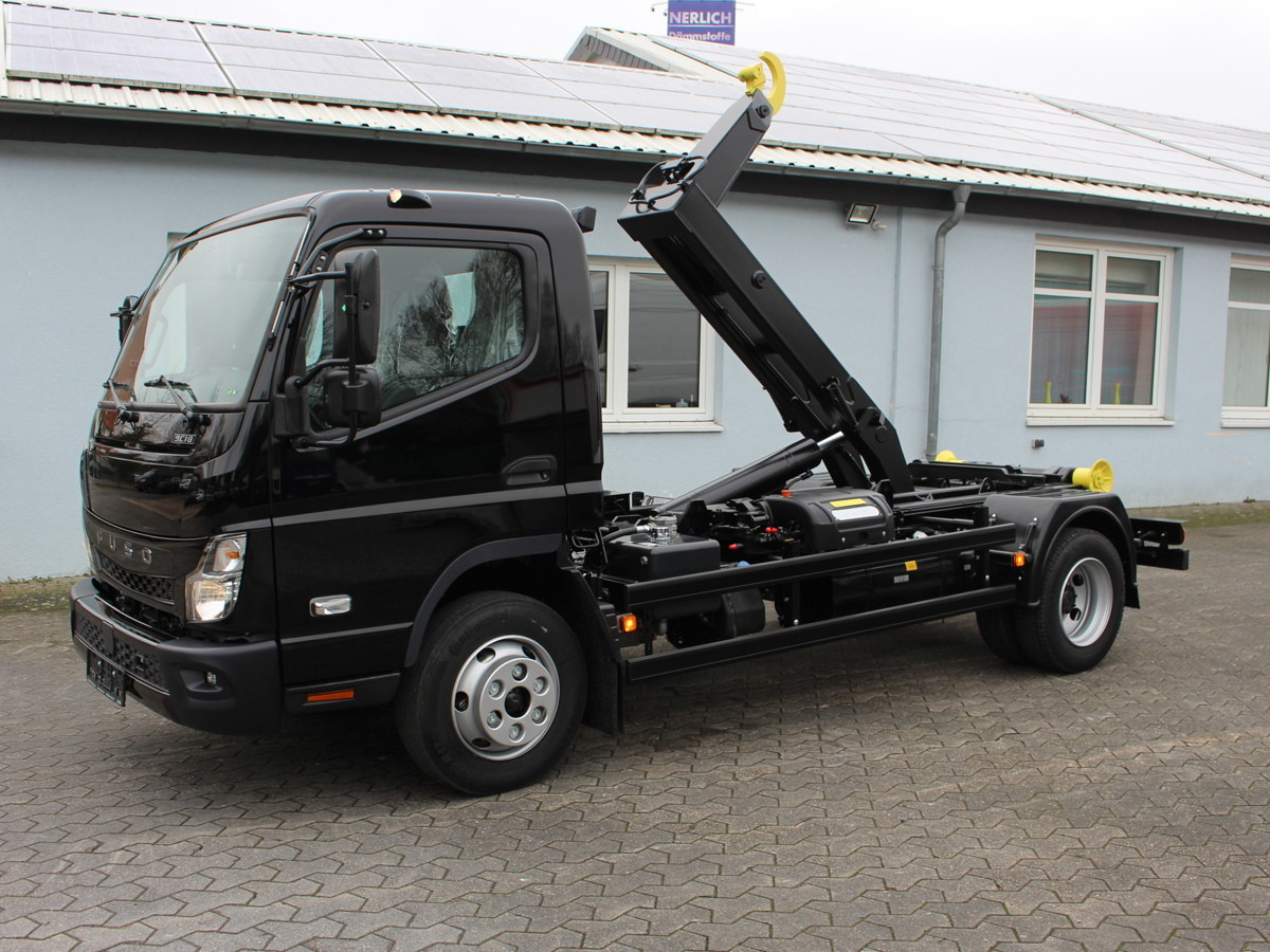 FUSO Canter FUSO 9C18 City Abrollkipper Hooklift Bla - Camion cu cârlig, Camion cu macara: Foto 2 FUSO Canter FUSO 9C18 City Abrollkipper Hooklift Bla - Camion cu cârlig, Camion cu macara: Foto 2