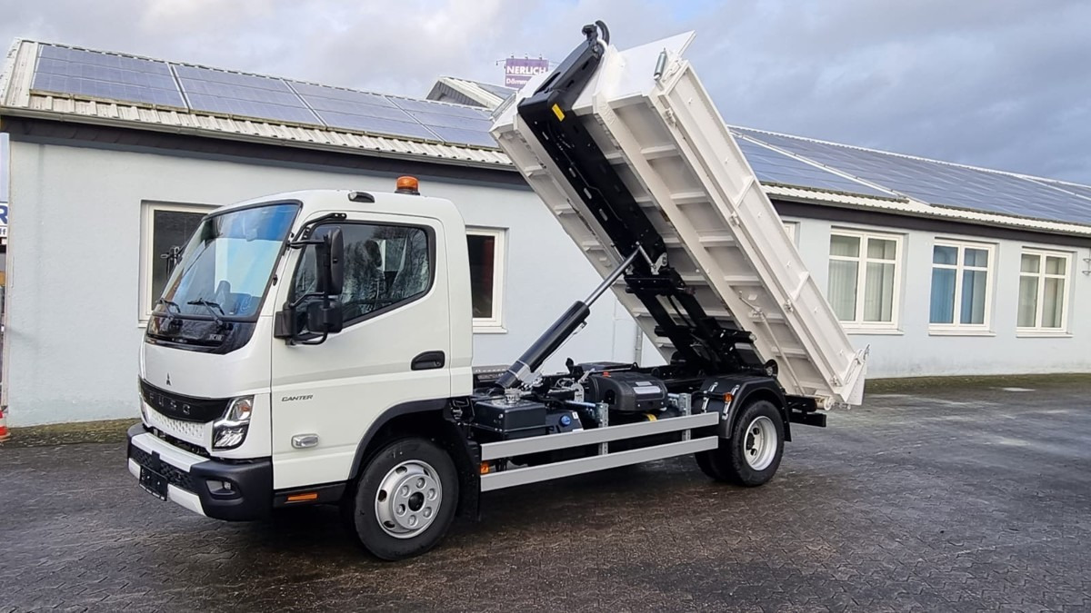 FUSO FUSO 9C18 Duonic City Abrollkipper AHK - Camion cu cârlig: Foto 1 FUSO FUSO 9C18 Duonic City Abrollkipper AHK - Camion cu cârlig: Foto 1