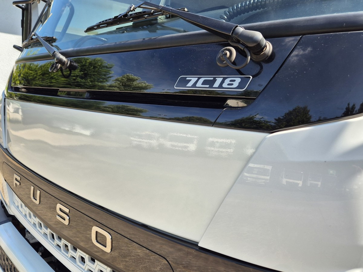 Camion cu cârlig FUSO Fuso Canter 7C18 City Abrollkipper AHK Hooklift: Foto 15