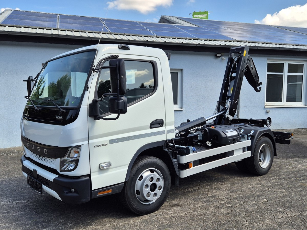 Camion cu cârlig FUSO Fuso Canter 7C18 City Abrollkipper AHK Hooklift: Foto 7