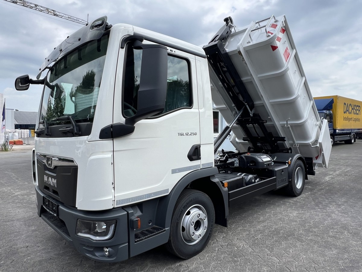 MAN TGL 12.250 BL NEU City Abrollkipper PowerMatic s - Camion cu cârlig: Foto 2 MAN TGL 12.250 BL NEU City Abrollkipper PowerMatic s - Camion cu cârlig: Foto 2