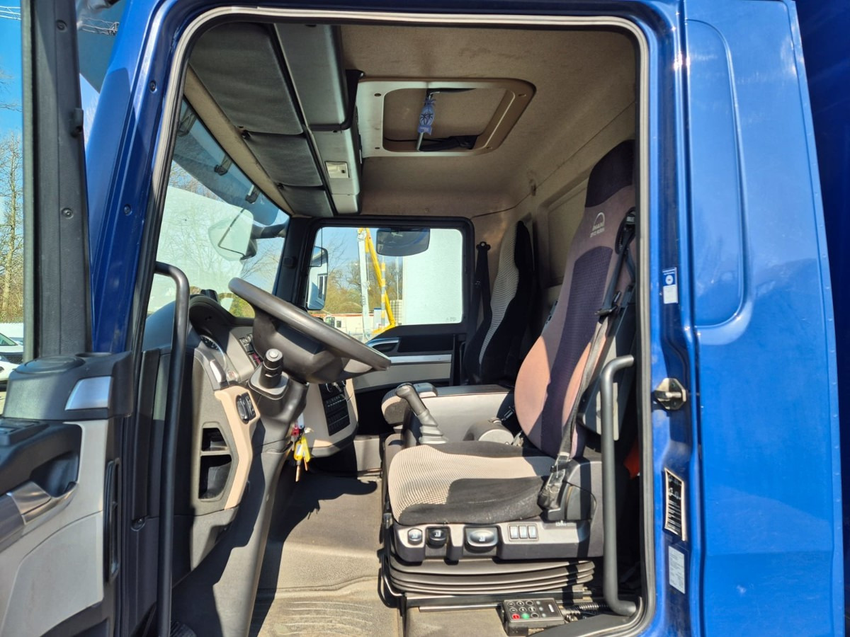 MAN TGL 8.220 BL Autotransporter Euro 6 AHK - Camion transport auto, Autoutilitară: Foto 2 MAN TGL 8.220 BL Autotransporter Euro 6 AHK - Camion transport auto, Autoutilitară: Foto 2