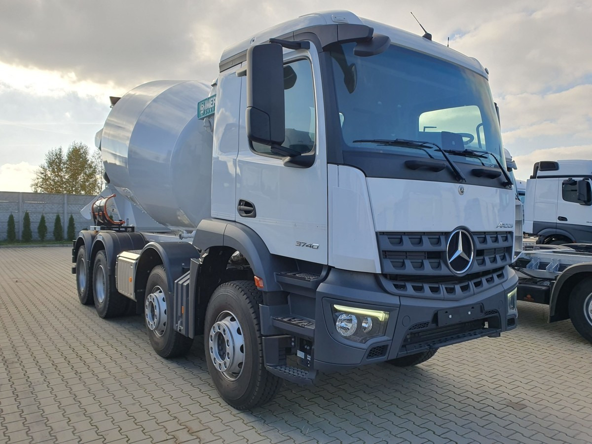 MERCEDES-BENZ Arocs 3740 8x4 Betonmischer IMER ORU LT105 H 10m - Autobetonieră: Foto 2 MERCEDES-BENZ Arocs 3740 8x4 Betonmischer IMER ORU LT105 H 10m - Autobetonieră: Foto 2