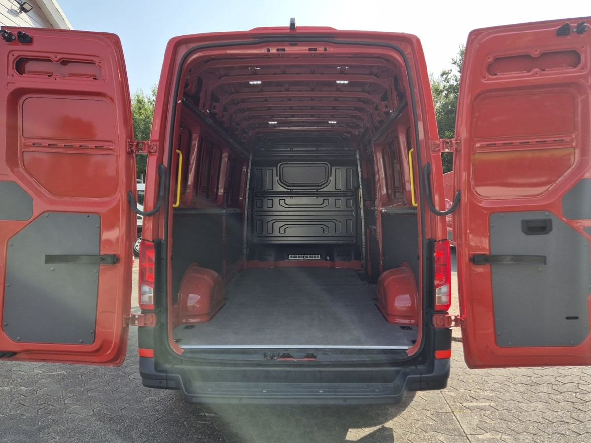 VW Crafter 35 Maxi L4H3 1Hand PDC sofort verfügbar! - Dubă: Foto 4 VW Crafter 35 Maxi L4H3 1Hand PDC sofort verfügbar! - Dubă: Foto 4
