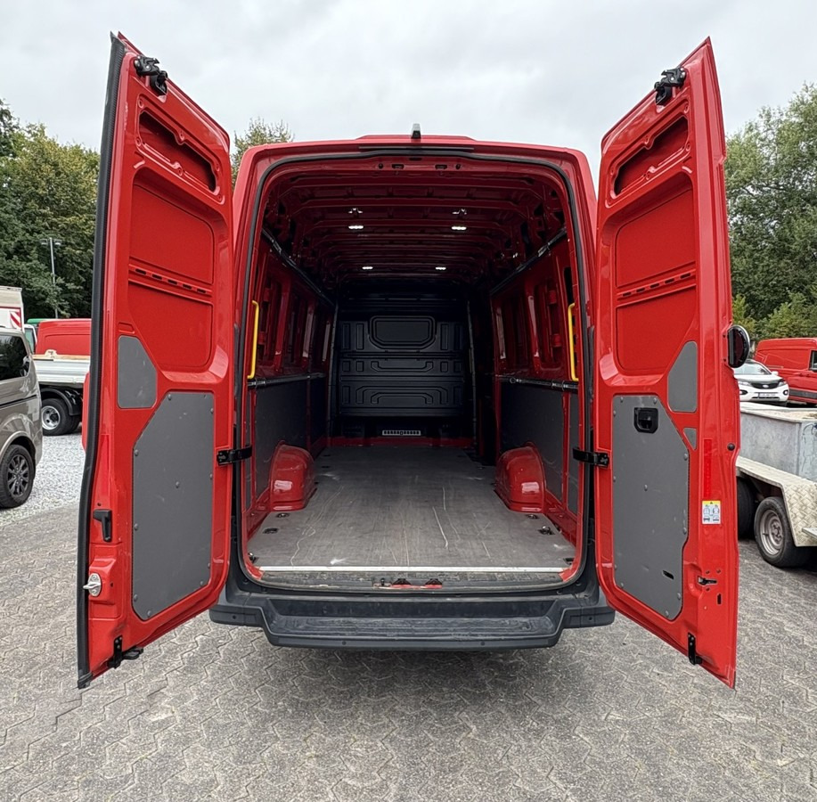 VW Crafter 35 Maxi L5H3 Extralang Kamera sofort ve - Dubă: Foto 4 VW Crafter 35 Maxi L5H3 Extralang Kamera sofort ve - Dubă: Foto 4