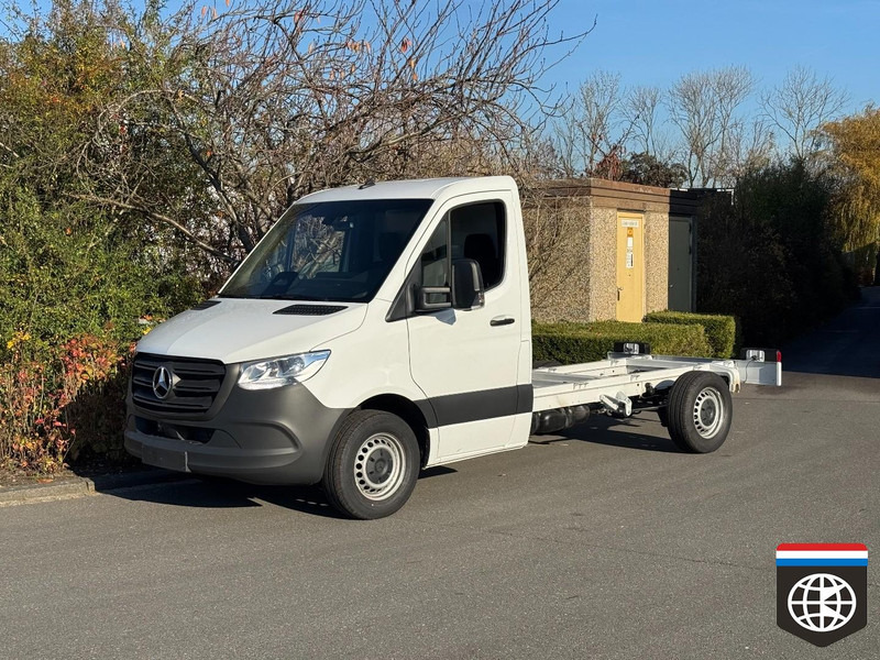 Mercedes-Benz Sprinter 315 CDi CHASSIS WB 3670 - AUTOMAAT NAVIGATIE *** BPM VRIJ !! - Autoutilitară: Foto 1 Mercedes-Benz Sprinter 315 CDi CHASSIS WB 3670 - AUTOMAAT NAVIGATIE *** BPM VRIJ !! - Autoutilitară: Foto 1