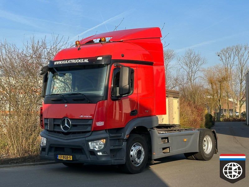 Mercedes-Benz ACTROS 1840 / STREAMSPACE / FULL SPOILER - Cap tractor: Foto 1 Mercedes-Benz ACTROS 1840 / STREAMSPACE / FULL SPOILER - Cap tractor: Foto 1