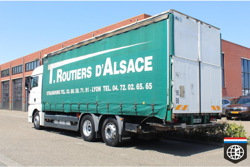 MAN TGX 26 440 RETARDER - NIGHT A/C - Camion cu prelată: Foto 4 MAN TGX 26 440 RETARDER - NIGHT A/C - Camion cu prelată: Foto 4
