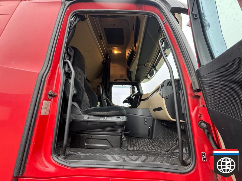 Camion frigider Mercedes-Benz ACTROS 2745 Giga Space - FRIGO COMBINATION -30oC - 2x TAIL LIFT - 49 CC capacity: Foto 15 Camion frigider Mercedes-Benz ACTROS 2745 Giga Space - FRIGO COMBINATION -30oC - 2x TAIL LIFT - 49 CC capacity: Foto 15