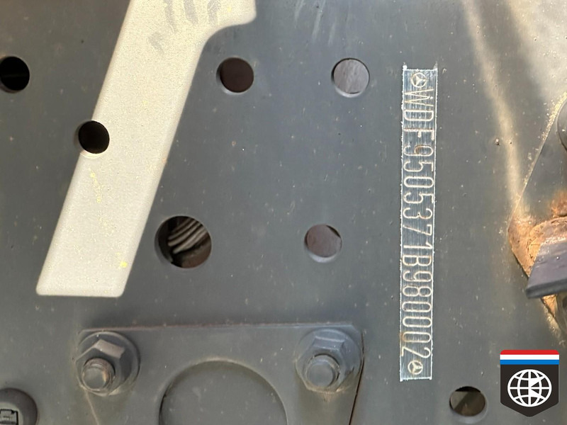 Mercedes-Benz AXOR 1833 TAIL LIFT - MANUAL GEARBOX - Camion cu prelată: Foto 4 Mercedes-Benz AXOR 1833 TAIL LIFT - MANUAL GEARBOX - Camion cu prelată: Foto 4