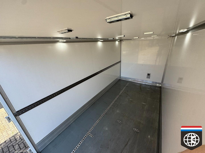 Mercedes-Benz Sprinter  Laadbak verwarming - IDEAAL VOOR TRANSPORT VAN BLOEMEN IN DOZEN en/ of KRATTEN - Autoutilitară box: Foto 4 Mercedes-Benz Sprinter  Laadbak verwarming - IDEAAL VOOR TRANSPORT VAN BLOEMEN IN DOZEN en/ of KRATTEN - Autoutilitară box: Foto 4