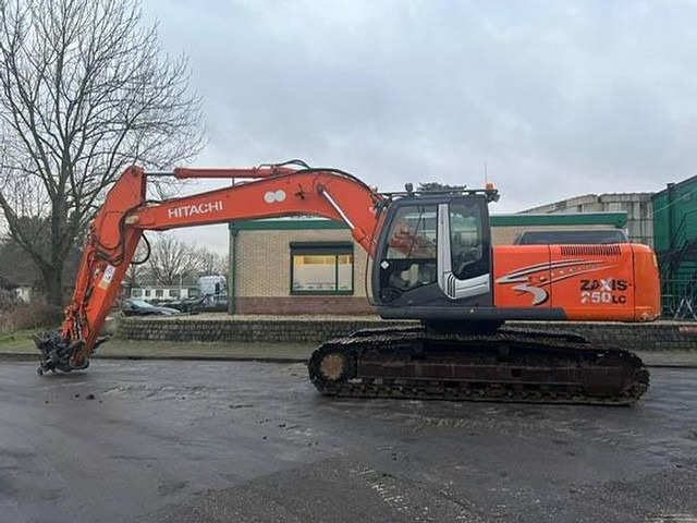 Hitachi ZX250LC-3 - ZX 250 LC - ZX250 - Excavator: Foto 1 Hitachi ZX250LC-3 - ZX 250 LC - ZX250 - Excavator: Foto 1