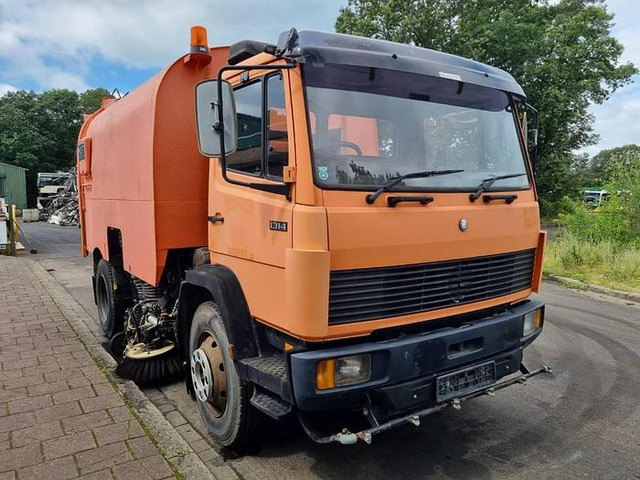 Mercedes-Benz 1314 KO - Măturătoare stradală: Foto 3 Mercedes-Benz 1314 KO - Măturătoare stradală: Foto 3