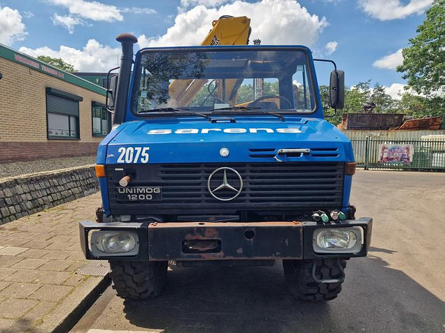 Mercedes-Benz U 1200 4X4 - Camion cu macara: Foto 3 Mercedes-Benz U 1200 4X4 - Camion cu macara: Foto 3
