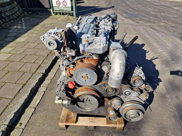 PACCAR PR 183 S3 - Piesă de schimb: Foto 4 PACCAR PR 183 S3 - Piesă de schimb: Foto 4