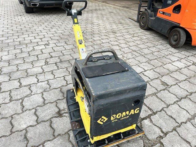 Bomag BPR 35/60 D, Rüttler, Stampfer, Hatz, Neuwertig - Placă compactoare: Foto 3 Bomag BPR 35/60 D, Rüttler, Stampfer, Hatz, Neuwertig - Placă compactoare: Foto 3