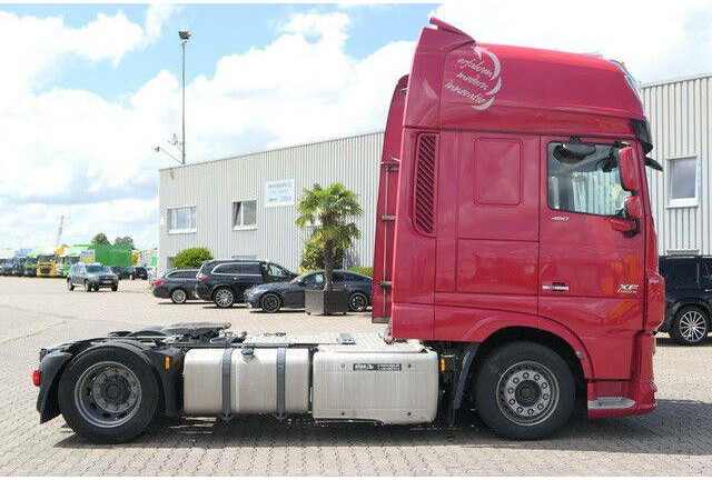 DAF XF 460 4x2, Standklima, Klima, 2x Schlafliege - Cap tractor: Foto 2 DAF XF 460 4x2, Standklima, Klima, 2x Schlafliege - Cap tractor: Foto 2
