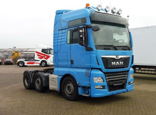 MAN 26.500 TGX XXL 6x2, Intarder, Klima, Schlafliege - Cap tractor: Foto 2 MAN 26.500 TGX XXL 6x2, Intarder, Klima, Schlafliege - Cap tractor: Foto 2