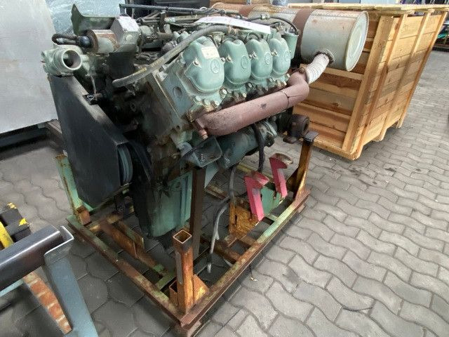 Mercedes-Benz OM 422 Motor, V8, 8 Zylinder, 10x am Lager - Cap tractor: Foto 5 Mercedes-Benz OM 422 Motor, V8, 8 Zylinder, 10x am Lager - Cap tractor: Foto 5