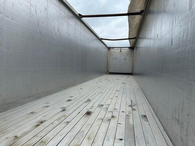 Carnehl CSS/AL, 93m³, 8mm Boden, SAF, Rollplane - Semiremorcă furgon: Foto 4 Carnehl CSS/AL, 93m³, 8mm Boden, SAF, Rollplane - Semiremorcă furgon: Foto 4