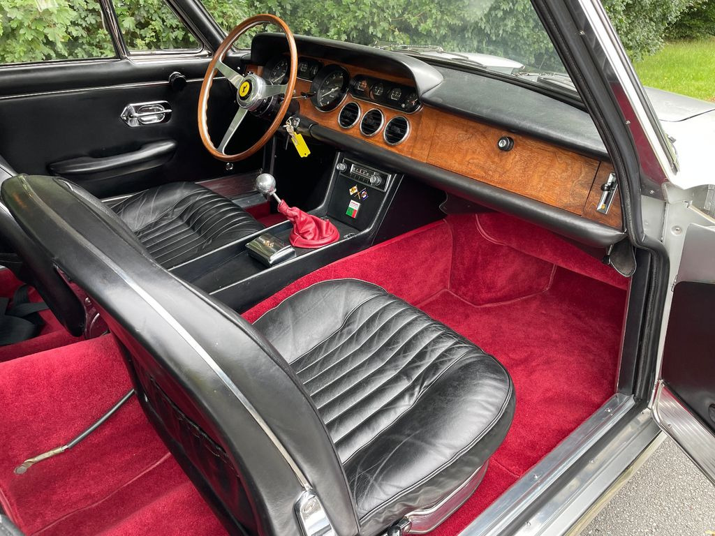 Automobil Ferrari 330 GT Coupe 2+2/TÜV neu/H-Zulassung: Foto 10