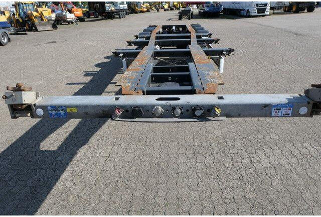 Fliegl SDS 380 SDS01, 20/30 & 40 Fuß Container, BPW - Semiremorcă transport agabaritic: Foto 2 Fliegl SDS 380 SDS01, 20/30 & 40 Fuß Container, BPW - Semiremorcă transport agabaritic: Foto 2