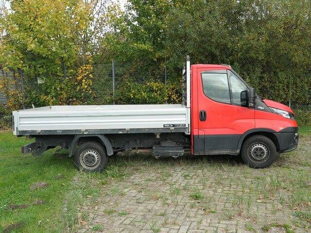 Iveco 35S17 HI-MATIC, Motorschaden, Klima, AHK,3. Sitz - Autoutilitară basculantă: Foto 2 Iveco 35S17 HI-MATIC, Motorschaden, Klima, AHK,3. Sitz - Autoutilitară basculantă: Foto 2