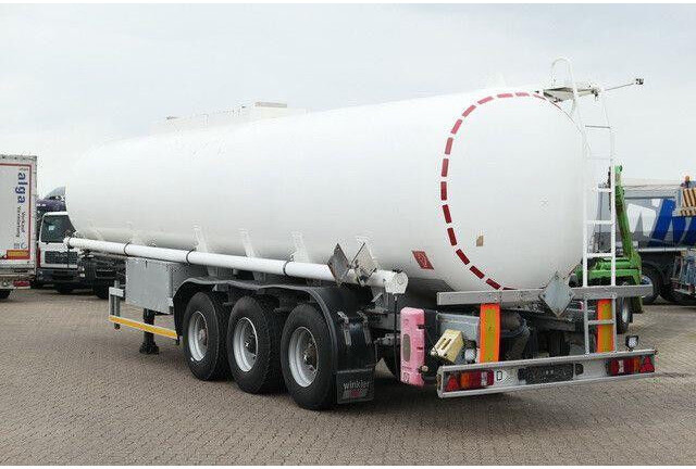 Kässbohrer STH 34/10-24/Tank 34.000 ltr./Unterbefüll./Pumpe - Semiremorcă cisternă: Foto 3 Kässbohrer STH 34/10-24/Tank 34.000 ltr./Unterbefüll./Pumpe - Semiremorcă cisternă: Foto 3