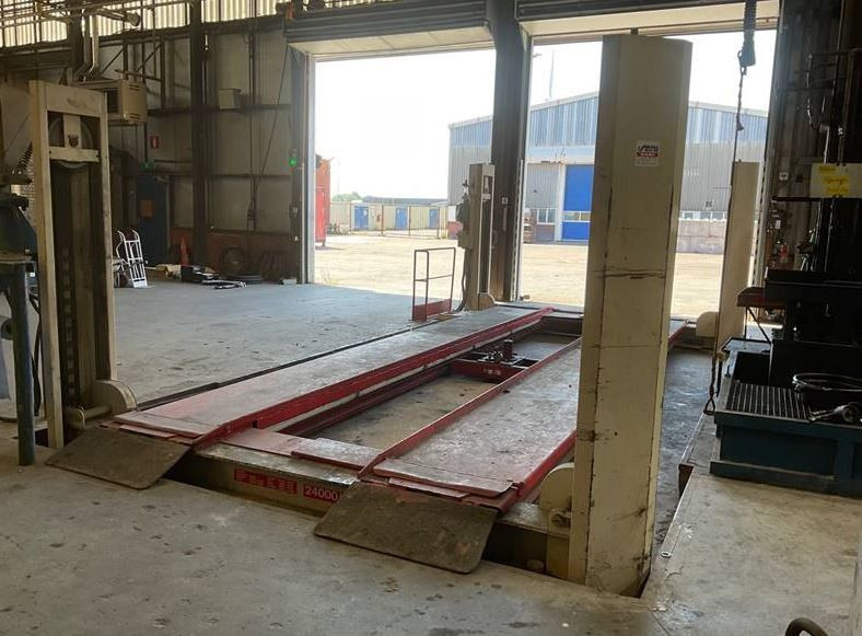 Koni 3750, Arbeitsbühne, 24to., Werkstattbühne - Echipament de atelier: Foto 3 Koni 3750, Arbeitsbühne, 24to., Werkstattbühne - Echipament de atelier: Foto 3