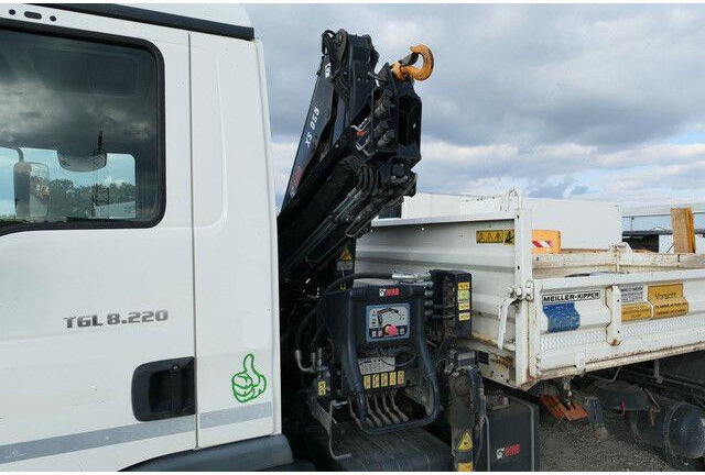 MAN 8.220 TGL BB, Hiab 055 BS-2, Greifer, AHK, Funk - Camion basculantă: Foto 3 MAN 8.220 TGL BB, Hiab 055 BS-2, Greifer, AHK, Funk - Camion basculantă: Foto 3