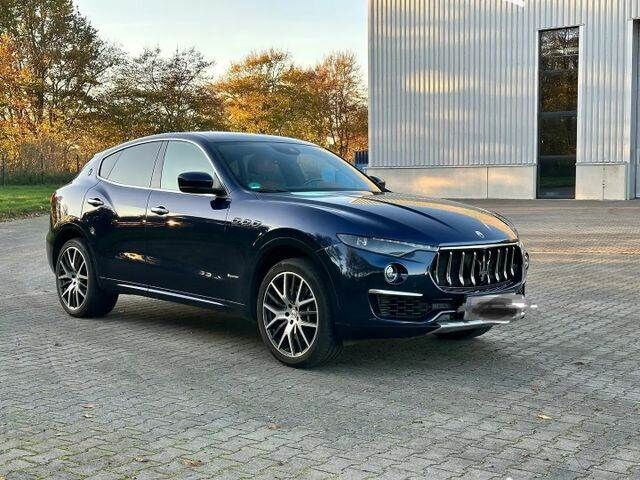 Maserati Levante Q4 Gran Lusso/2. Hand/TOP! - Autoutilitară cu platformă: Foto 1 Maserati Levante Q4 Gran Lusso/2. Hand/TOP! - Autoutilitară cu platformă: Foto 1