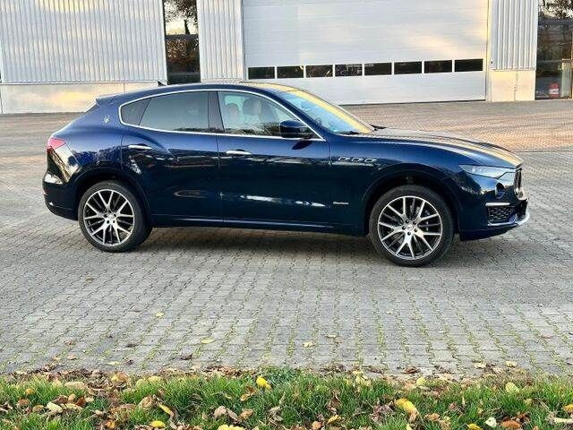Maserati Levante Q4 Gran Lusso/2. Hand/TOP! - Autoutilitară cu platformă: Foto 4 Maserati Levante Q4 Gran Lusso/2. Hand/TOP! - Autoutilitară cu platformă: Foto 4