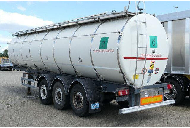 Menci SA 105/Lebensmittel Tank 32 cbm./12x auf Lager! - Semiremorcă cisternă: Foto 4 Menci SA 105/Lebensmittel Tank 32 cbm./12x auf Lager! - Semiremorcă cisternă: Foto 4