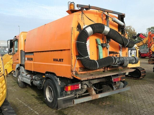 Mercedes-Benz 1018 Atego 4x2, Faun Viatec, Viajet 5R, Klima - Măturătoare stradală: Foto 5 Mercedes-Benz 1018 Atego 4x2, Faun Viatec, Viajet 5R, Klima - Măturătoare stradală: Foto 5