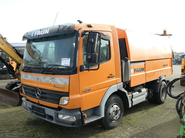 Mercedes-Benz 1018 Atego 4x2, Faun Viatec, Viajet 5R, Klima - Măturătoare stradală: Foto 4 Mercedes-Benz 1018 Atego 4x2, Faun Viatec, Viajet 5R, Klima - Măturătoare stradală: Foto 4