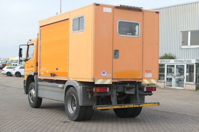 Mercedes-Benz 1518 A Atego 4X4, Klima, AHK, Allrad, Rolltor - Camion furgon: Foto 3 Mercedes-Benz 1518 A Atego 4X4, Klima, AHK, Allrad, Rolltor - Camion furgon: Foto 3