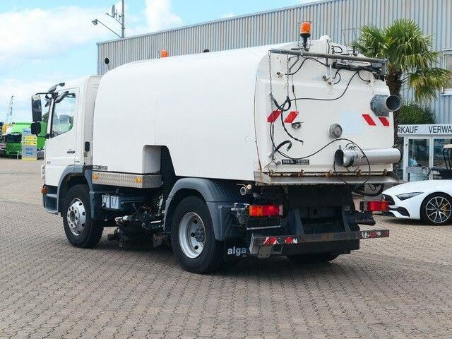Mercedes-Benz 1518 LKO Atego 4x2, Kobit-Aufbau, 8m³,Wassertank - Măturătoare stradală: Foto 5 Mercedes-Benz 1518 LKO Atego 4x2, Kobit-Aufbau, 8m³,Wassertank - Măturătoare stradală: Foto 5