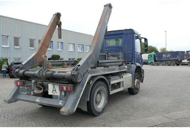 Mercedes-Benz 1832 K Arocs 4x2, Hiab SLT 140, teleskop., Klima - Camion cu sistem de cablu: Foto 3 Mercedes-Benz 1832 K Arocs 4x2, Hiab SLT 140, teleskop., Klima - Camion cu sistem de cablu: Foto 3