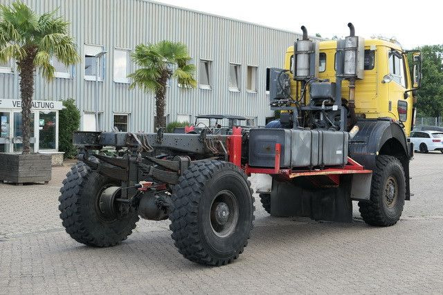 Mercedes-Benz 1838 AK 4x4, Allrad, Einzelbereifung, Wenig KM Mercedes-Benz 1838 AK 4x4, Allrad, Einzelbereifung, Wenig KM - Măturătoare stradală: Foto 3 Mercedes-Benz 1838 AK 4x4, Allrad, Einzelbereifung, Wenig KM Mercedes-Benz 1838 AK 4x4, Allrad, Einzelbereifung, Wenig KM - Măturătoare stradală: Foto 3
