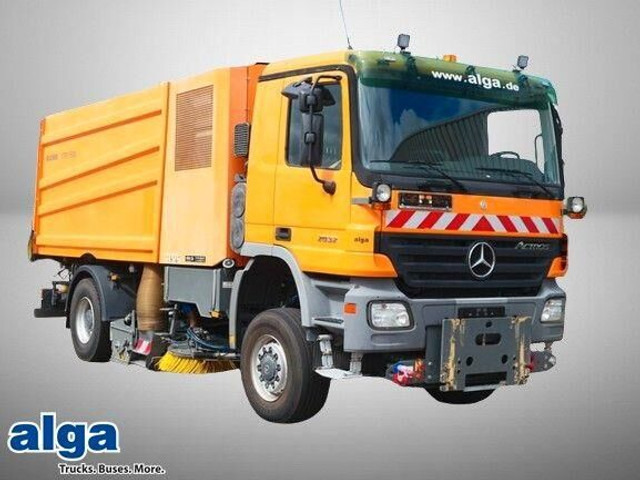 Mercedes-Benz 2032 A Actros 4x4, Bucher STKF 9500, Airport, AC - Măturătoare stradală: Foto 1 Mercedes-Benz 2032 A Actros 4x4, Bucher STKF 9500, Airport, AC - Măturătoare stradală: Foto 1