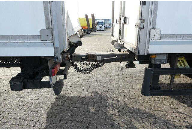 Mercedes-Benz 2543 L Antos 6x2, 37 Paletten, Kompl. Zug, TOP - Camion frigider: Foto 5 Mercedes-Benz 2543 L Antos 6x2, 37 Paletten, Kompl. Zug, TOP - Camion frigider: Foto 5