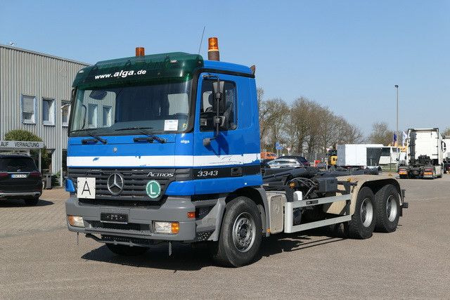 Mercedes-Benz 3343 Actros 6x4, Multilift LHS26056, Klima, AHK - Camion cu cârlig: Foto 3 Mercedes-Benz 3343 Actros 6x4, Multilift LHS26056, Klima, AHK - Camion cu cârlig: Foto 3