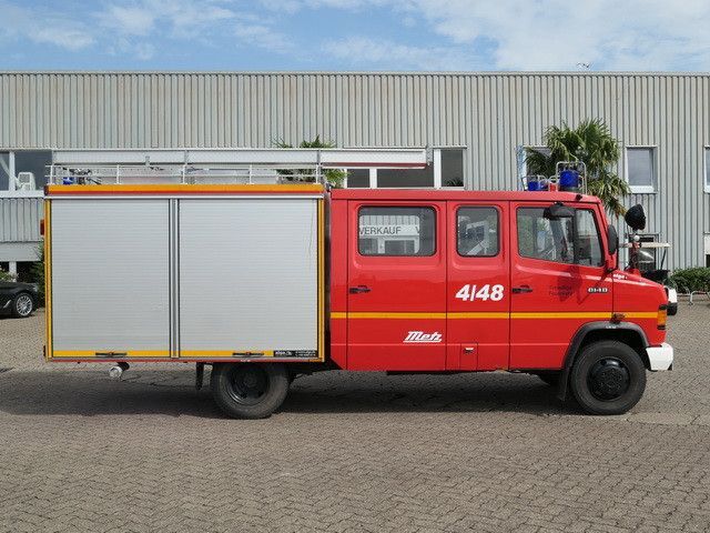 Mercedes-Benz 814 D/Feuerwehr/Metz/Wassertank/Pumpe - Autospeciala de stins incendii: Foto 2 Mercedes-Benz 814 D/Feuerwehr/Metz/Wassertank/Pumpe - Autospeciala de stins incendii: Foto 2
