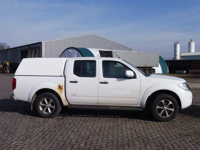 Nissan Navara 2.5 Tdi 4x4, DOKA, Pickup, Klima, AHK - Autoutilitară cu platformă: Foto 4 Nissan Navara 2.5 Tdi 4x4, DOKA, Pickup, Klima, AHK - Autoutilitară cu platformă: Foto 4