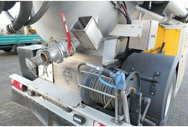 Tank Saug Truck XXL 18,Kanalreiniger,Pumpe,Alu-Felgen - Maşină pentru vidanjări: Foto 2 Tank Saug Truck XXL 18,Kanalreiniger,Pumpe,Alu-Felgen - Maşină pentru vidanjări: Foto 2