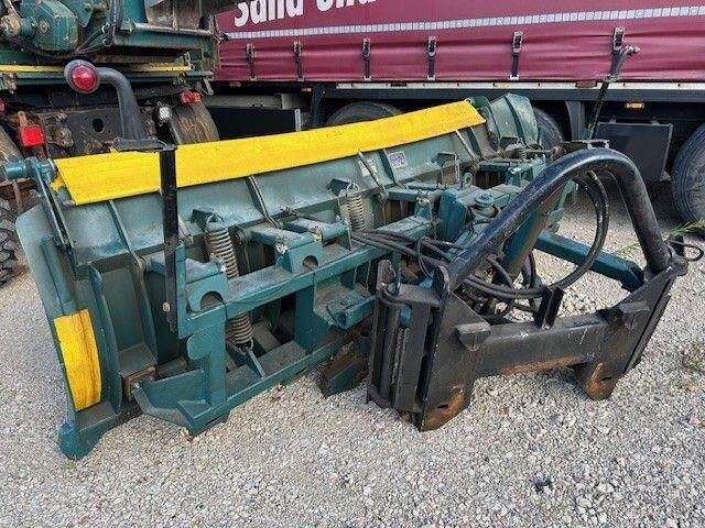 Unimog U 1400 4x4,Winterdienst,Schneeschild,Salzstreuer - Utilaje constructii: Foto 4 Unimog U 1400 4x4,Winterdienst,Schneeschild,Salzstreuer - Utilaje constructii: Foto 4