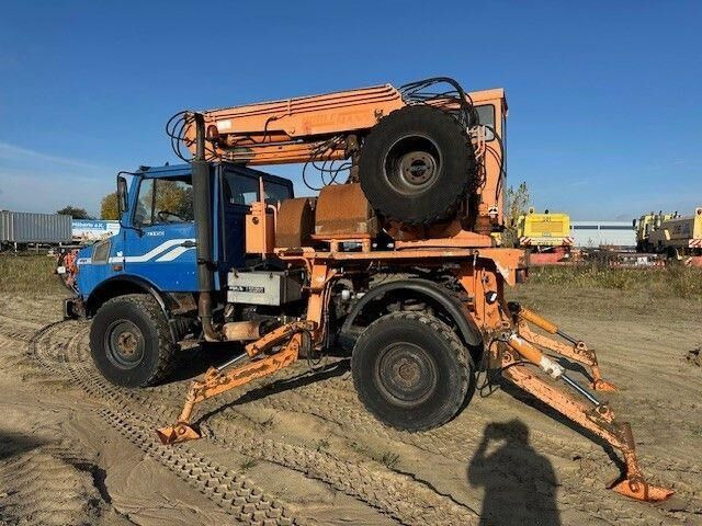 Unimog U 1450 4x4, Zug & Bergwinde, Kran, Greifer, AH - Utilaje constructii: Foto 5 Unimog U 1450 4x4, Zug & Bergwinde, Kran, Greifer, AH - Utilaje constructii: Foto 5
